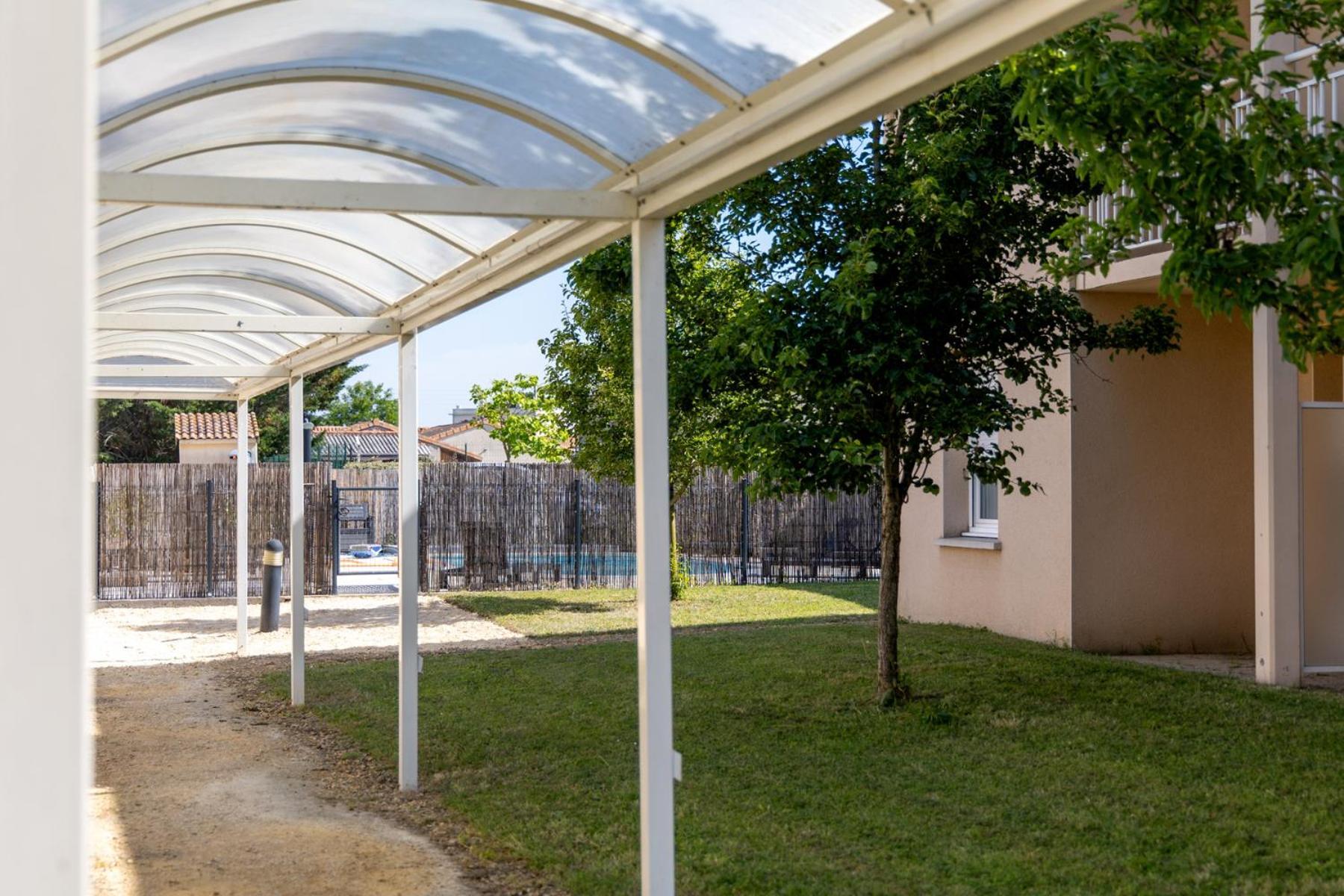 Patio Parc Residence Argenton-lʼ Église Eksteriør bilde
